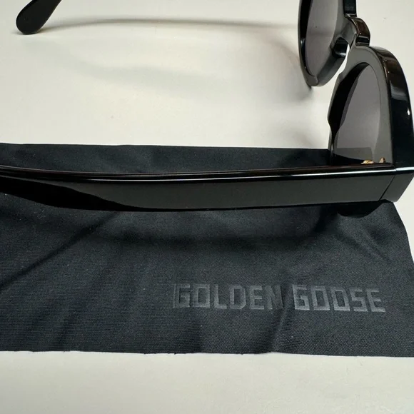 Golden Goose Cameron Panthos Sunglasses Unisex - Picture 3 of 7